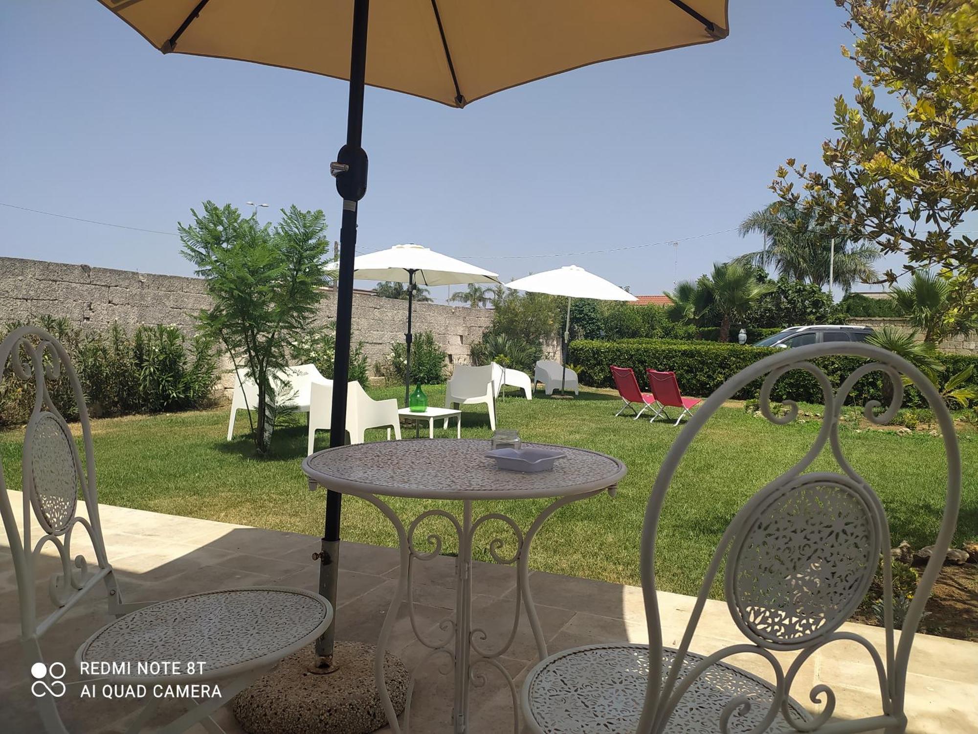 Li Curti B&B Melissano Exterior foto